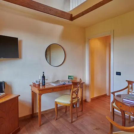 La Gazzara Castell'in Bed and Breakfast 4*