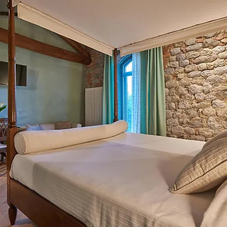 La Gazzara Castell'in Bed and breakfast